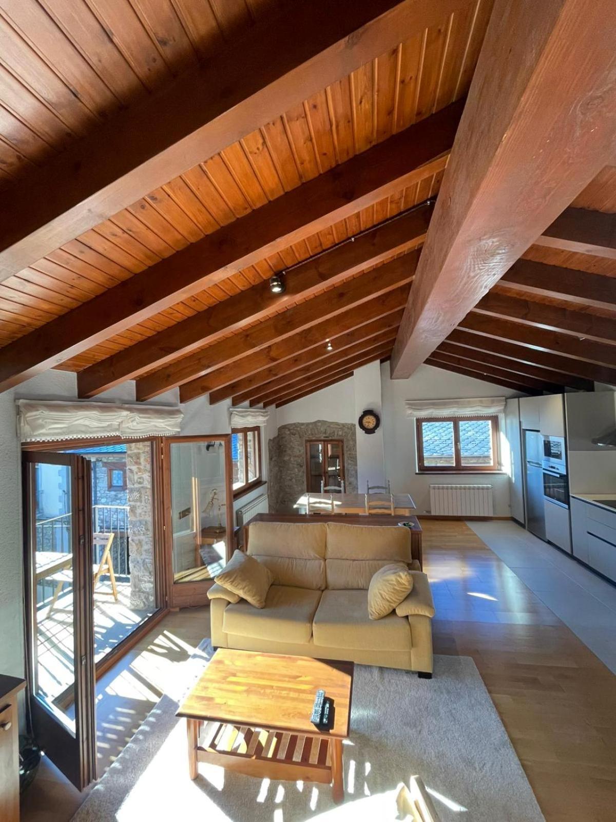 Apartaments Cal Bertran Bellver De Cerdanya Eksteriør billede